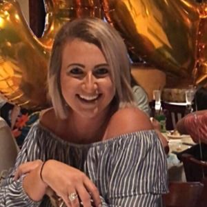 Meet your Posher, Caitlin